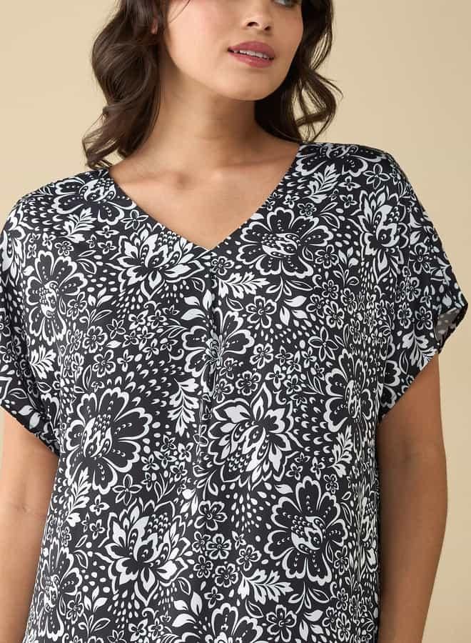 Splash FAV All-Over Floral Print Night Gown with Short Sleeves - Image 4