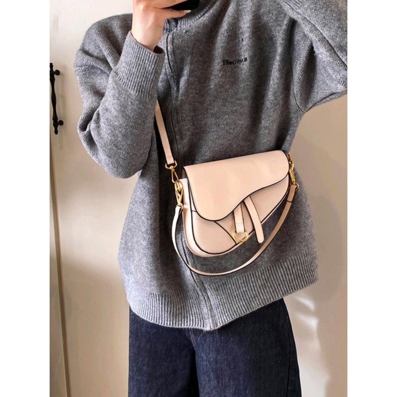Fashion Women'S Bag New High-End Sense Niche Saddle Bag All-Match Crossbody Mobile Phone Bag Internet Popular Super Popular Small Bag - Image 3