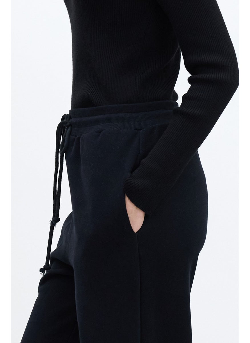 Manuka - Basic Casual Trousers Black - Image 1