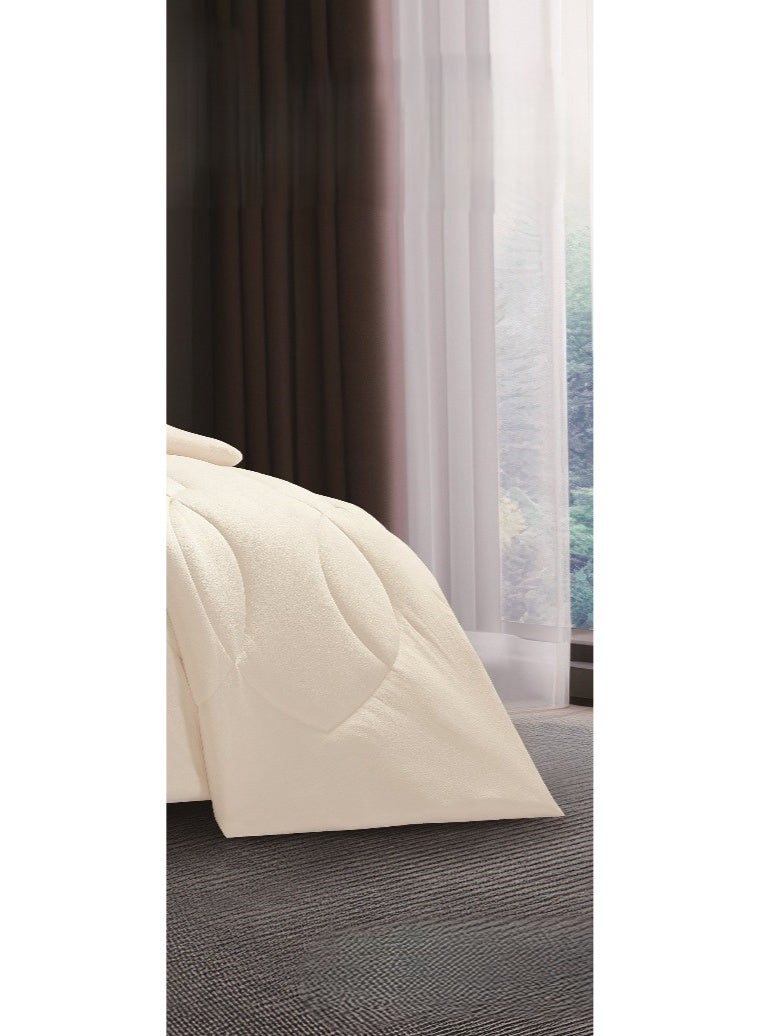 Smart Double bedspread made of soft velvet and fur with a hotel design for a luxurious hotel experience - Image 4