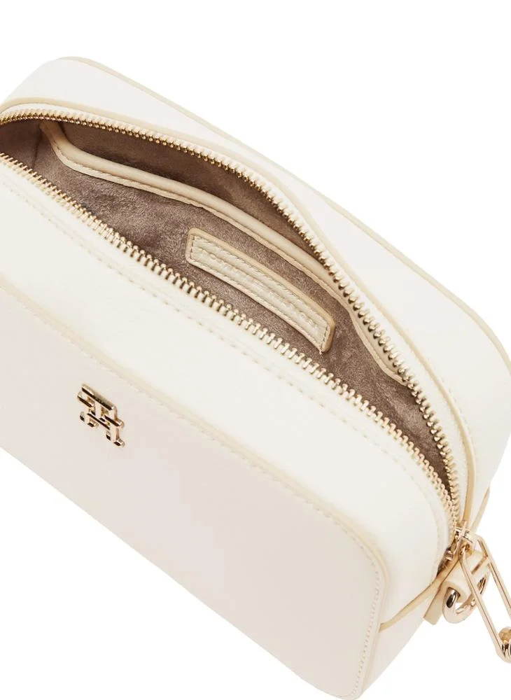 تومي هيلفيغر Logo Detail Zip Over Crossbody