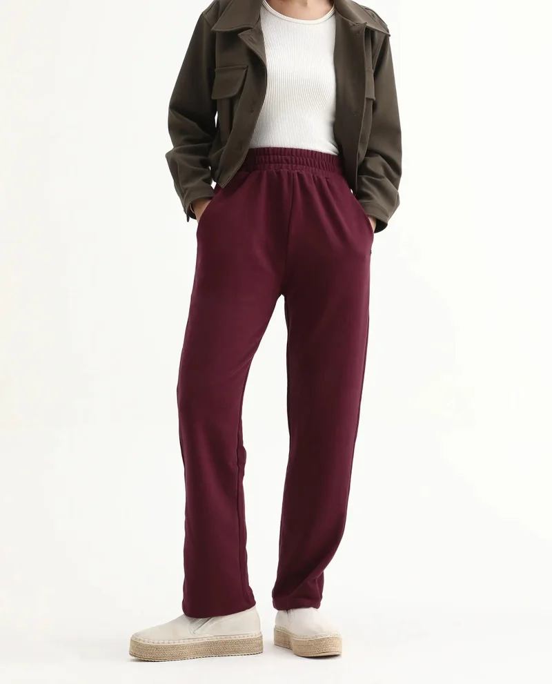 ريريزم Women's Terry Straight Fit Trackpants