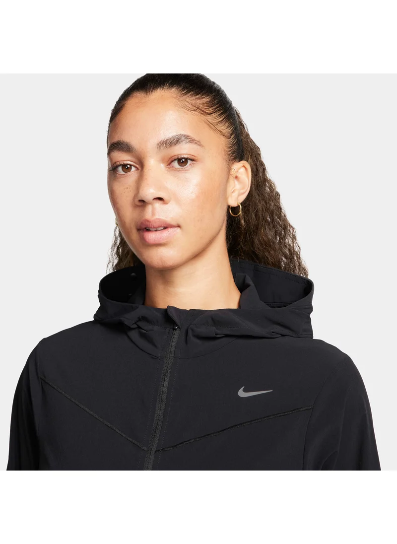 Nike Women's Swift UV Running Jacket
