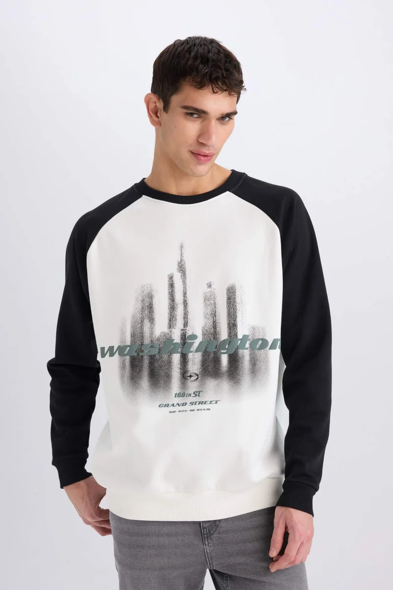 Defacto  Oversize Fit Printed Long Sleeve Sweatshirt for Men | Best Price UAE