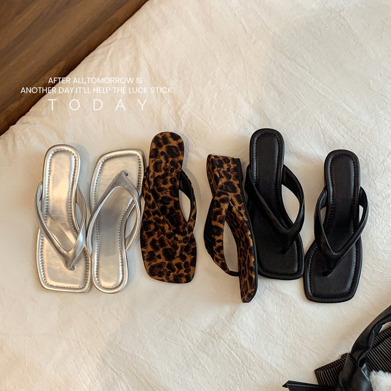 Women's Leopard Print Wedge Flip Flops 5cm Heel - Image 4