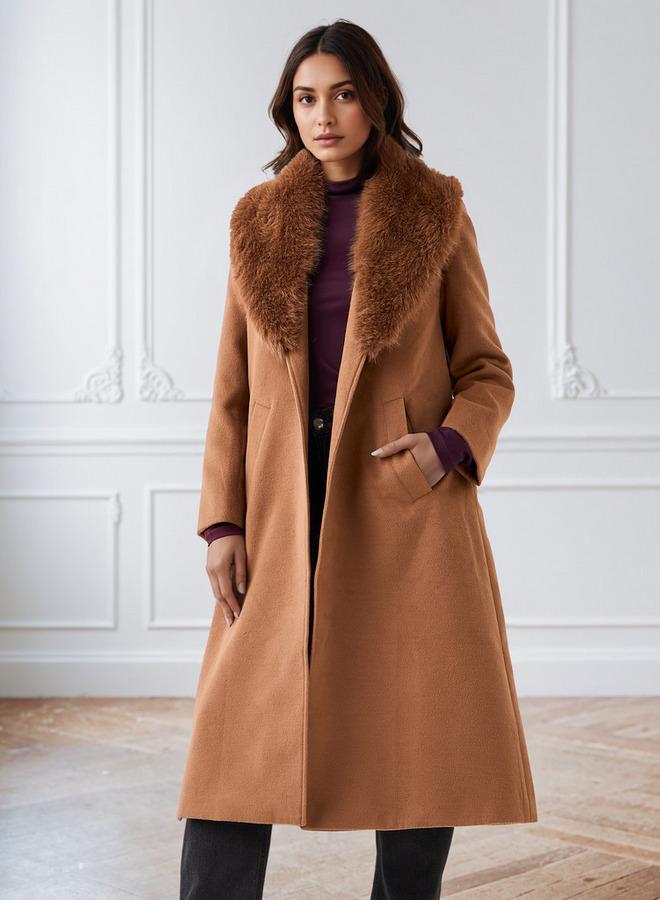 Iconic Regular Trench Coat with Detachable Faux Fur Collar - Image 2
