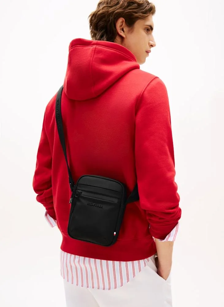 TOMMY HILFIGER Logo Detailed Zip Through Crossbody