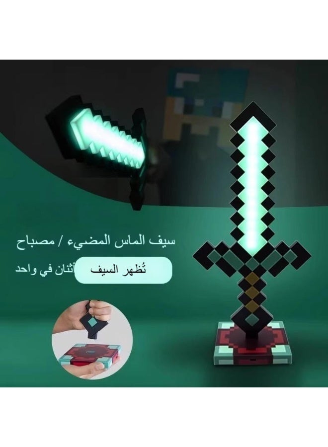 كيلا مصباح مكتب USB من Minecraft Diamond Sword مقاس 38.5 سم مزود بإضاءة ليلية LED - لعبة إضاءة بجانب السرير مزخرفة وممتعة وآمنة ورائعة للأطفال والأولاد والمراهقين والبالغين واللاعبين - مثالية لغرف نوم العائلة أو غرف المعيشة أو المكاتب - Image 1