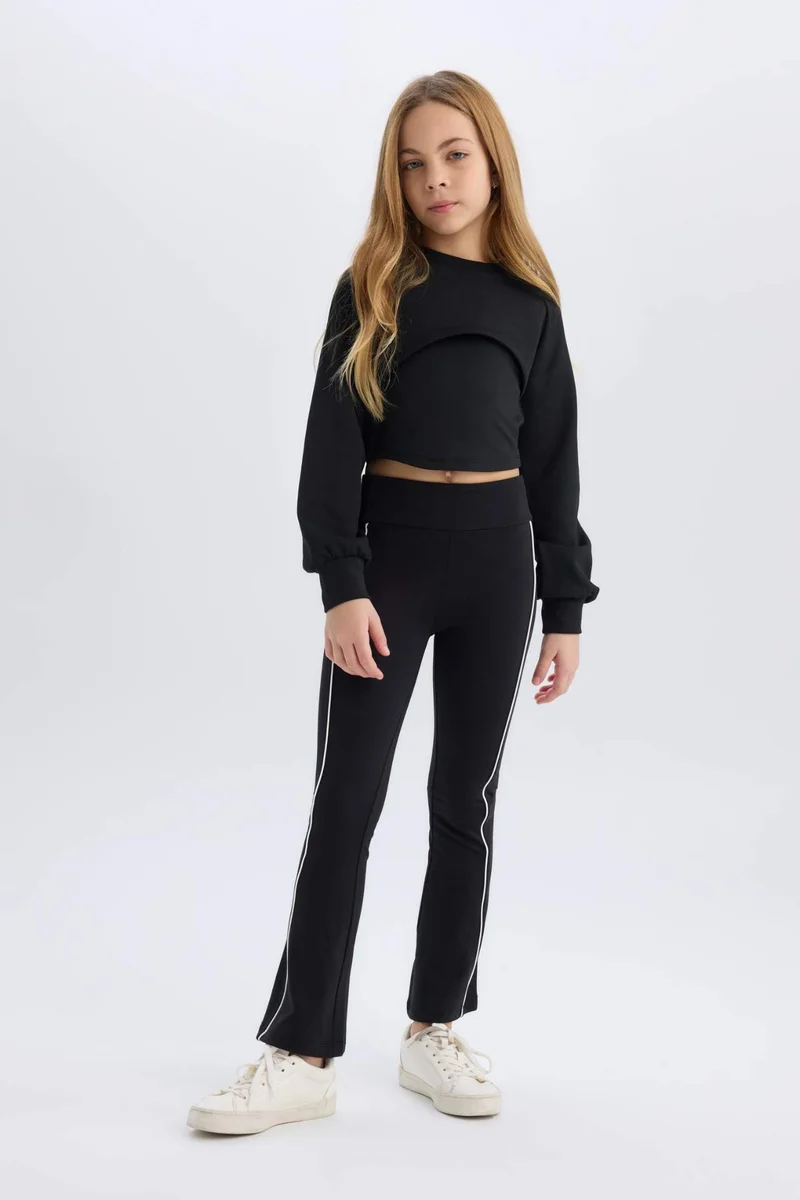 ديفاكتو Girl Relax Fit Crew Neck Sweatshirt
