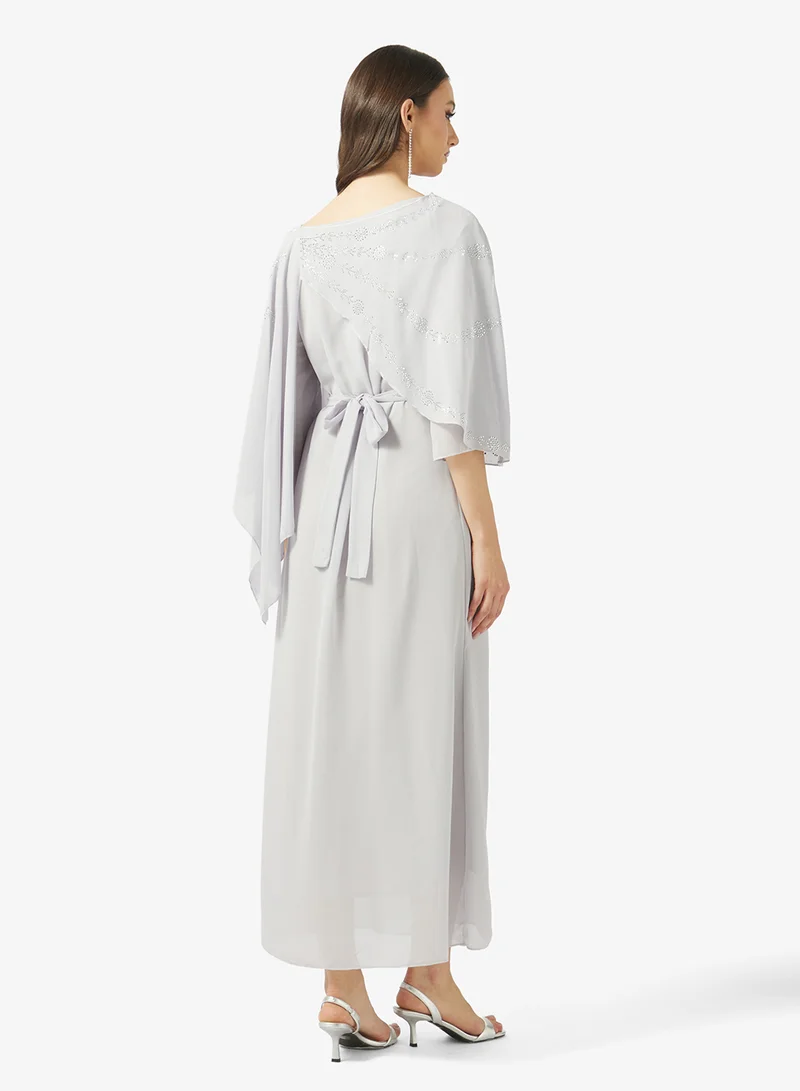 خزانة Embroidered Cape Dress