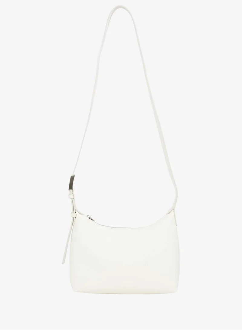 CALVIN KLEIN MEDIUM CROSSBODY BAG WITH HARDWARE STRAP