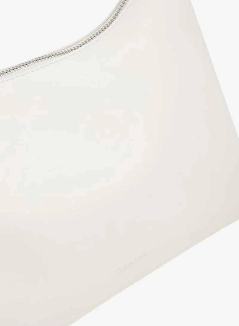 CALVIN KLEIN MEDIUM CROSSBODY BAG WITH HARDWARE STRAP