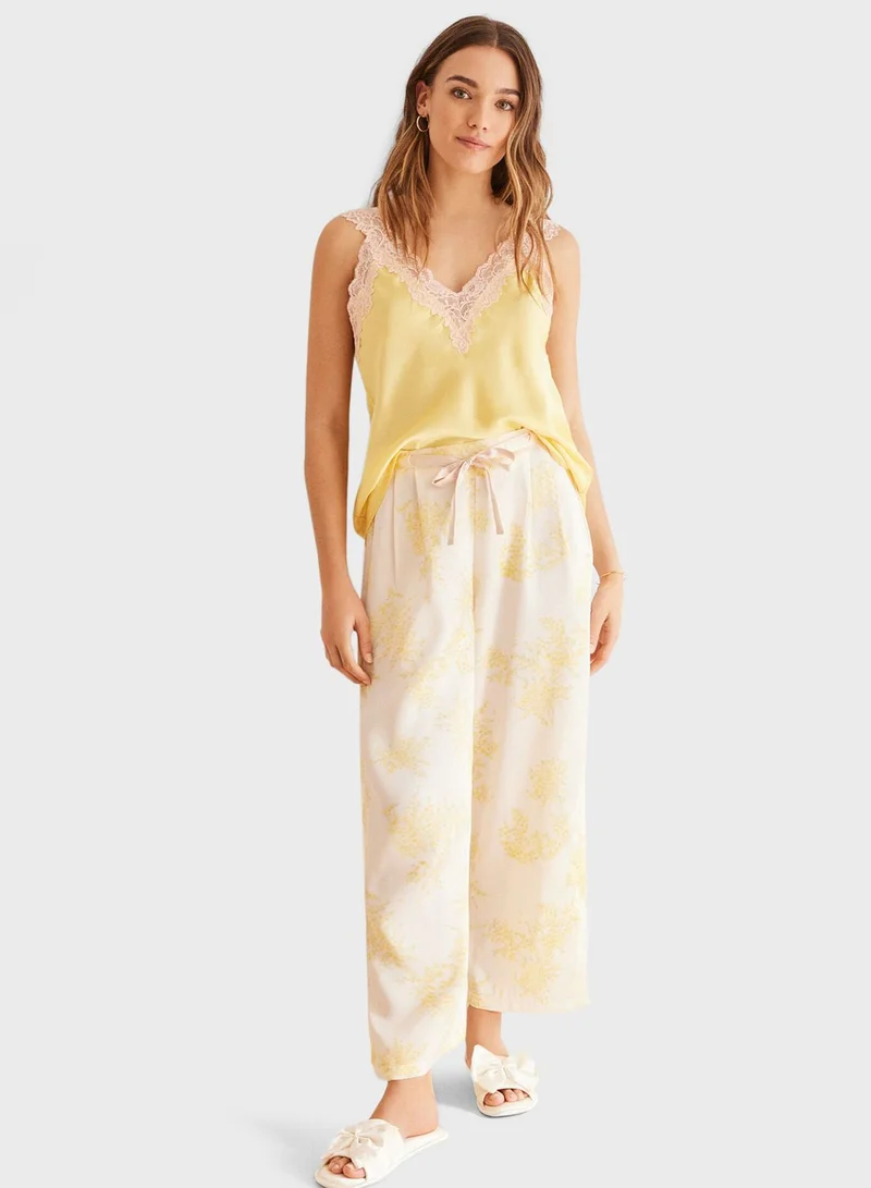 women'secret 3-Piece Yellow Satin Pyjama Set