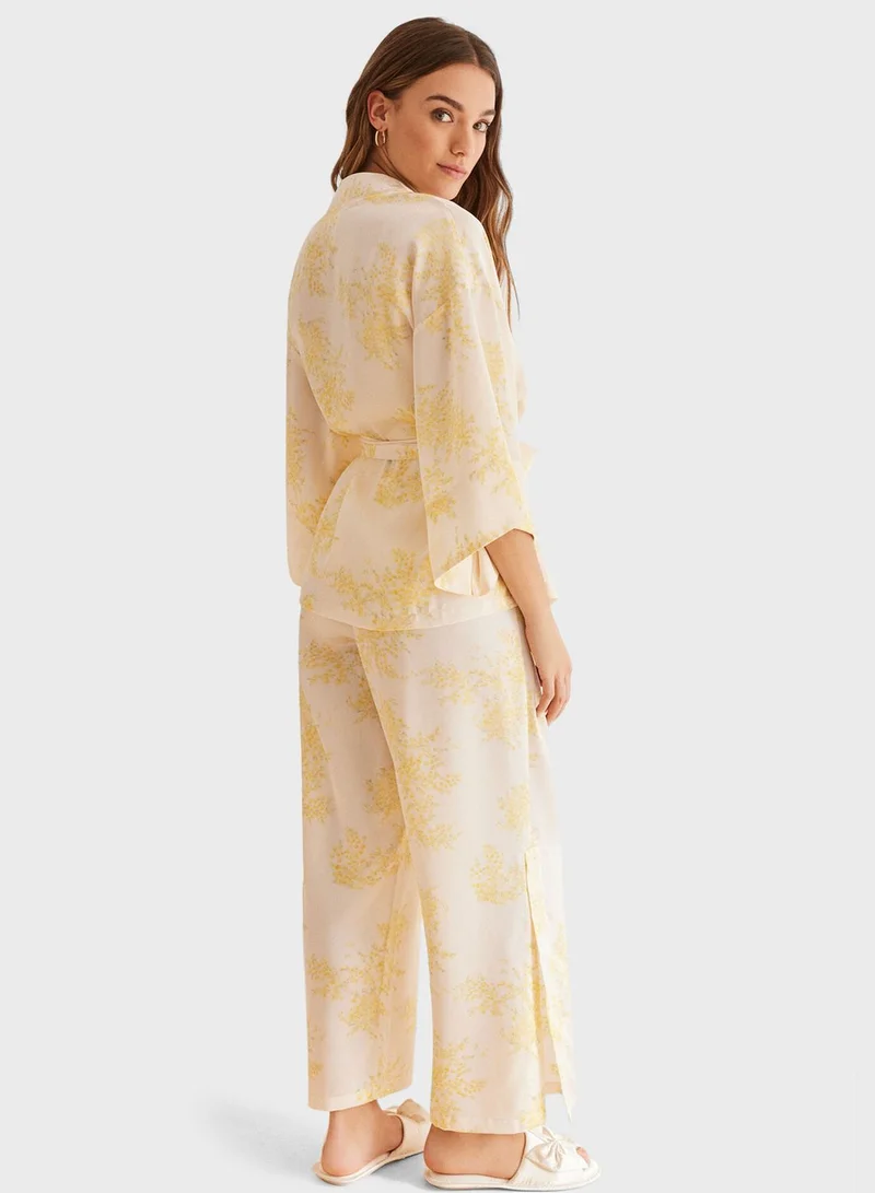 women'secret 3-Piece Yellow Satin Pyjama Set