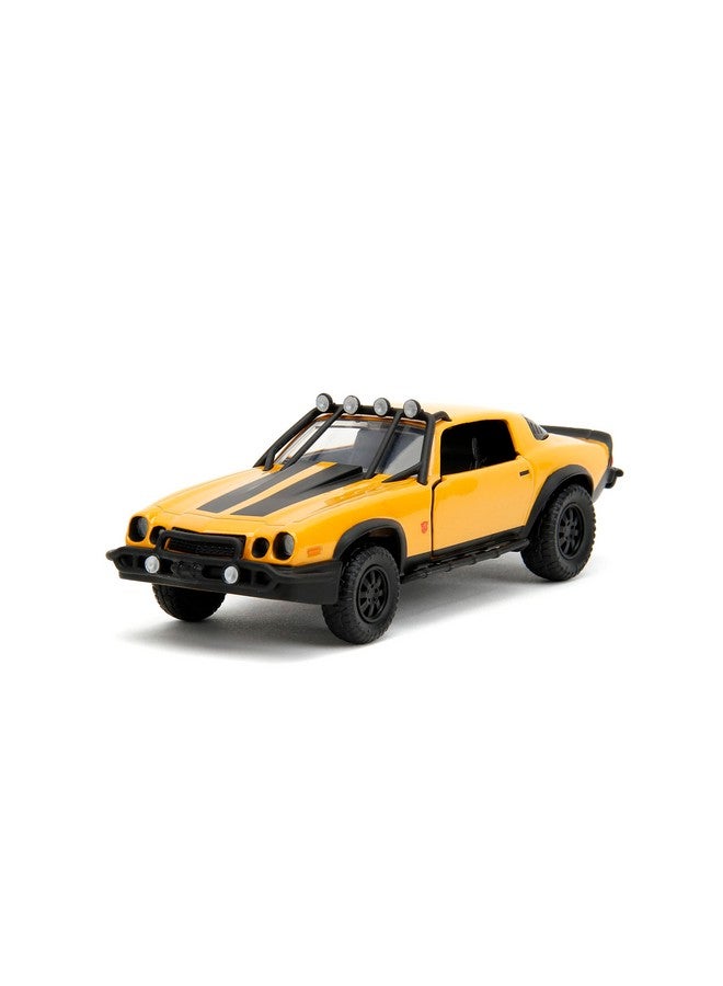 Jada Toys Transformers Rise of The Beast 1:32 1977 Chevy Camaro Bumblebee w/Robot On Chassis Die-Cast Car, Toys for Kids and Adults - Image 1