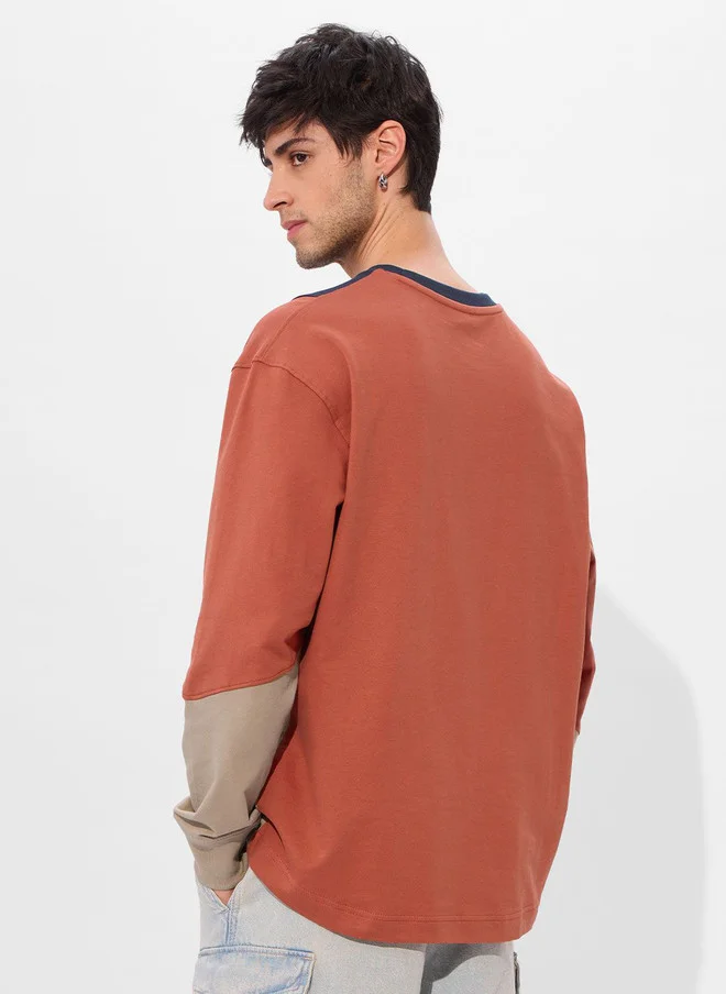 The Souled Store  The Souled Store Men Oversized Colourblocked Full Sleeve T-Shirt  | Best Price UAE