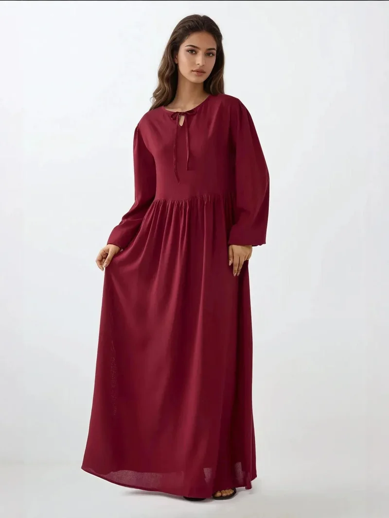 زوبعة فستان ماكسي بقصة حرف  وياقة دائرية