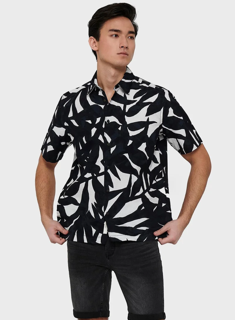 Only & Sons Leaf Print Relaxed Shirt