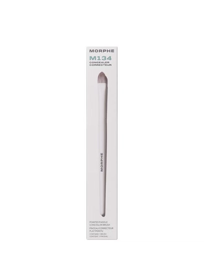 Morphe M134 Pointed Paddle Concealer Brush - Image 2