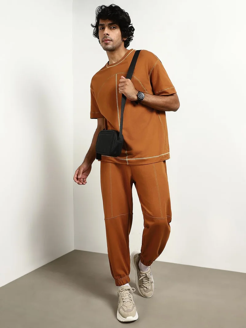 نوبيرو طقم رجالي بني من نوبرو