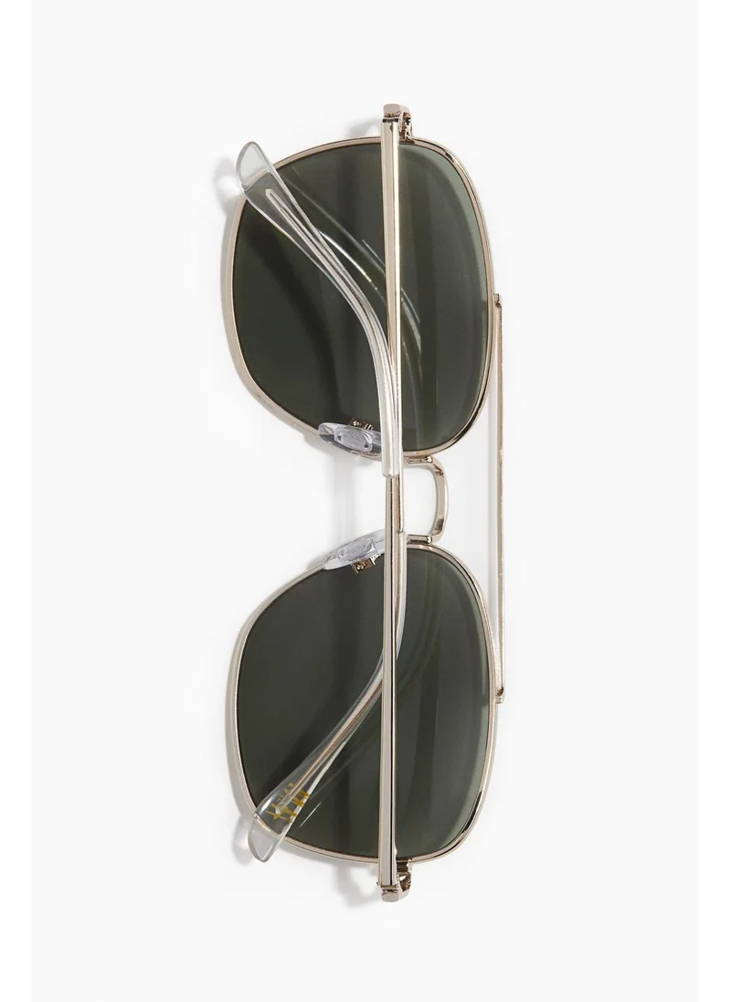 اتش اند ام Aviator-style sunglasses