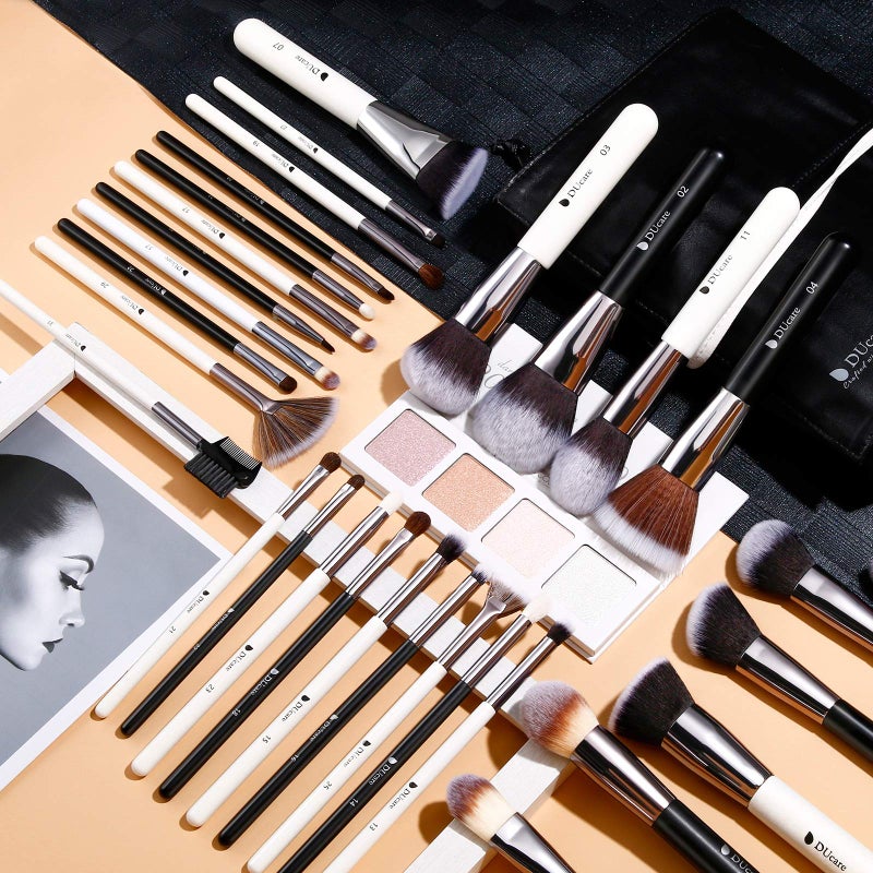DUcare Professional Makeup Brushes Set 31Pcs Panda Series Makeup Brush Set Kabuki Foundation Blending Face Powder Blush Concealers Eye Shadows With Leather Case Organizer - Image 3