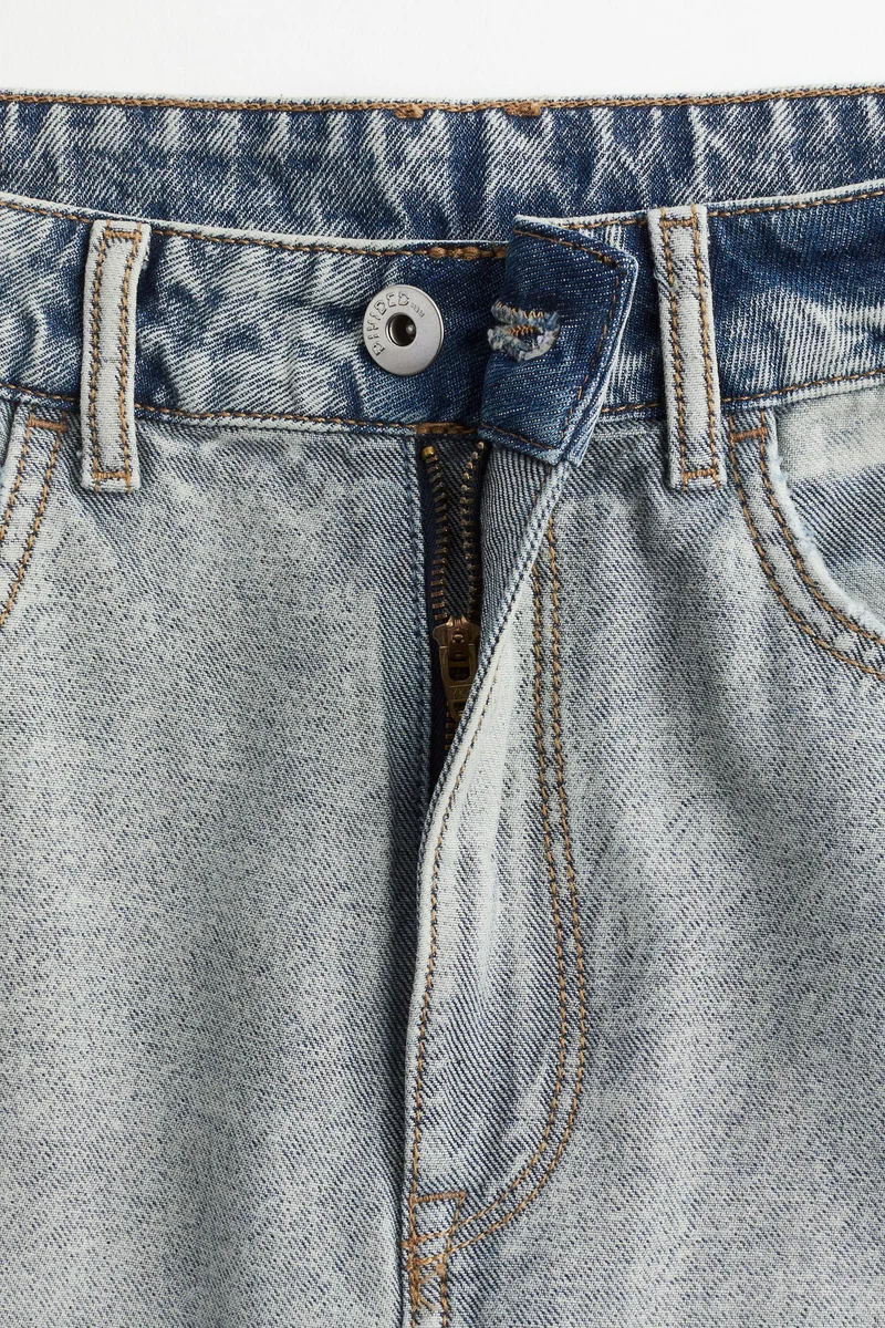 اتش اند ام جينز فضفاض واسع الساق بخصر منخفض