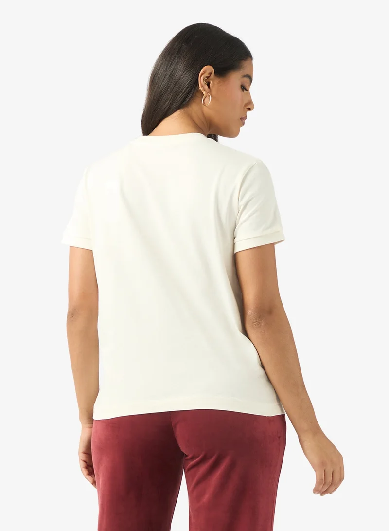 جس تيشيرت قصير بأكمام قصيرة بتصميم فريد