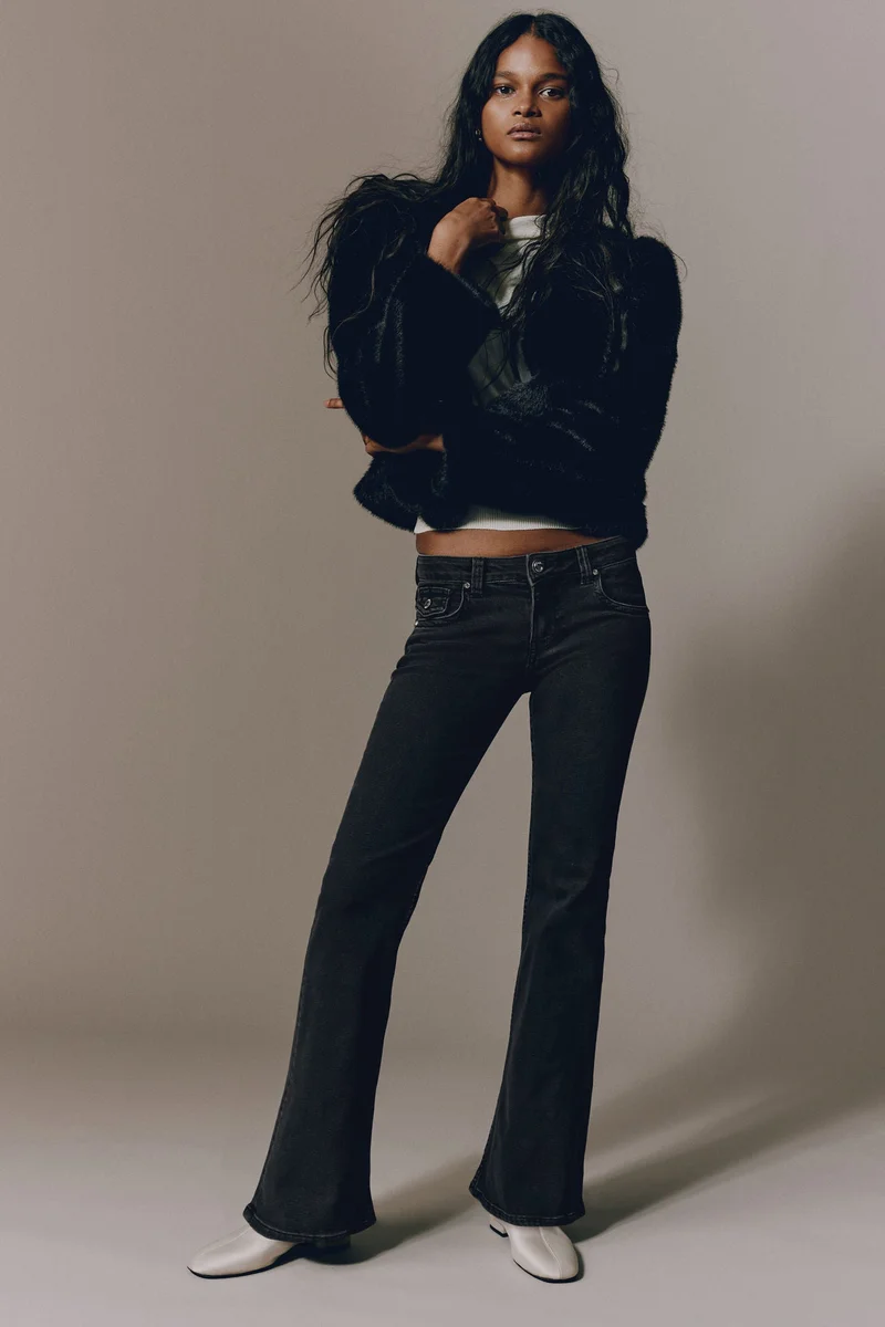 اتش اند ام جينز بقصة حافة واسعة وخصر منخفض