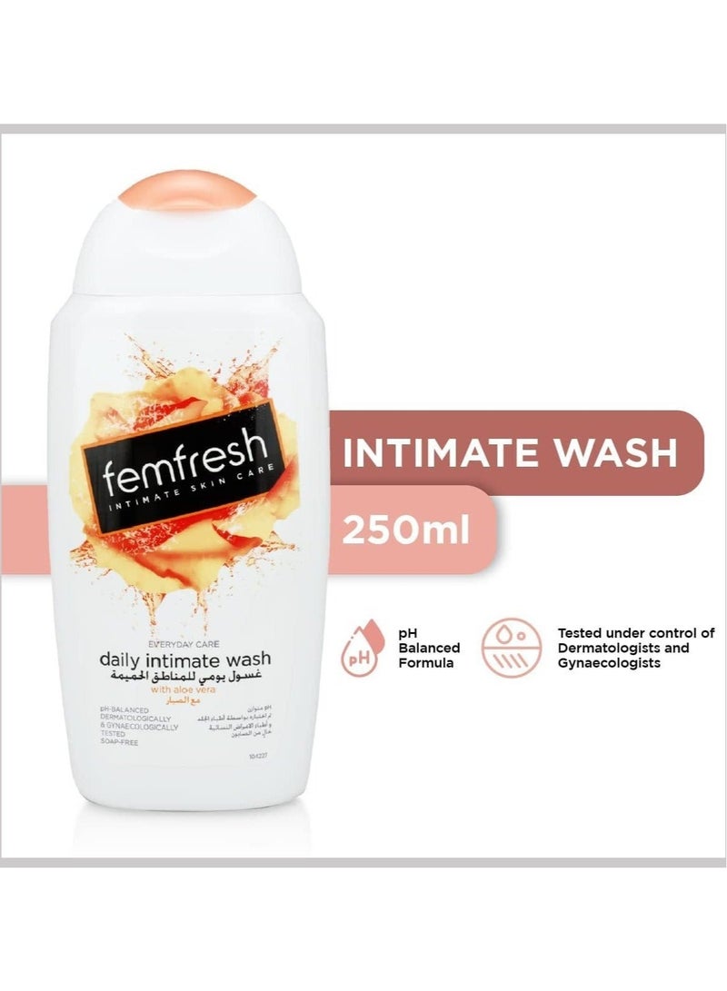 femfresh Everyday Care Daily Intimate Wash Feminine Hygiene Cleanser PH Balanced Soap Free Gel Formula with Natural Aloe Vera & Calendula 250 ml - Image 2