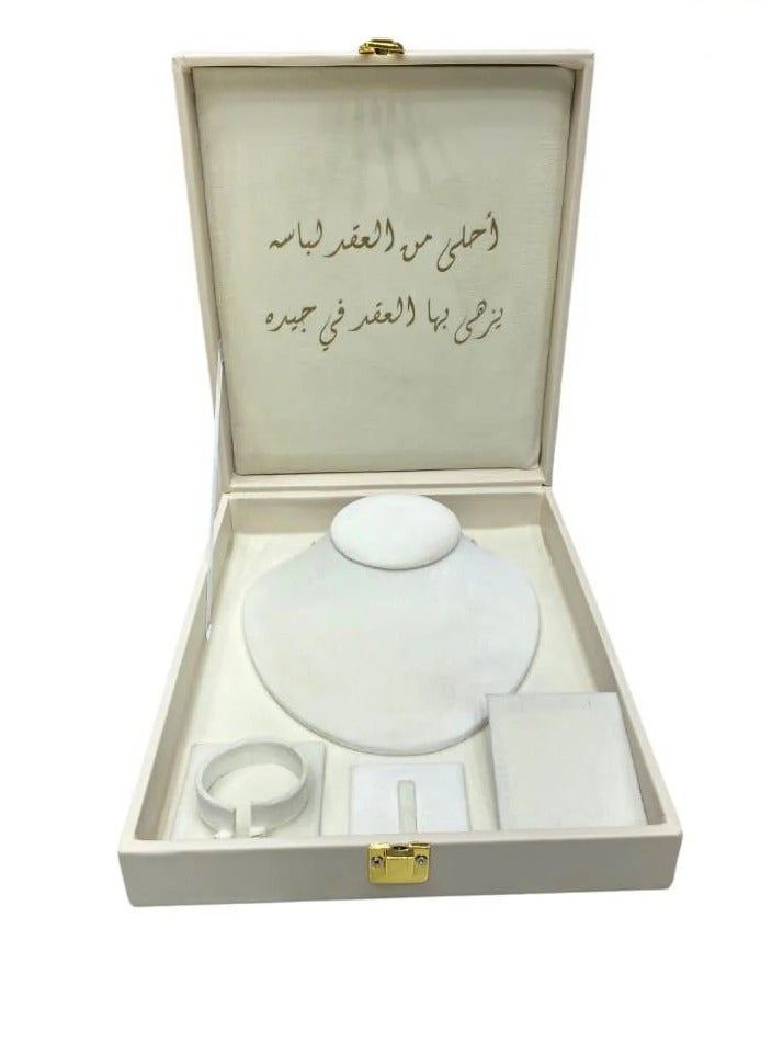 طقم صندوق علبة مجوهرات مخملي (هدايا للأساور والقلائد والأقراط )