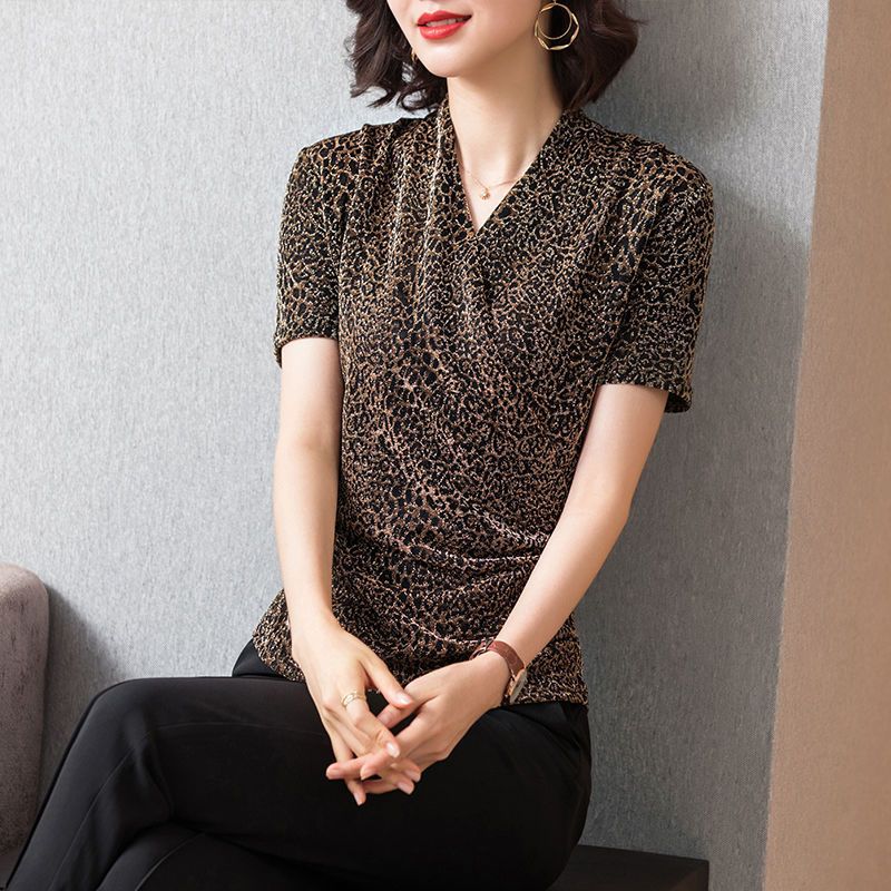 Stylike V-Neck Short-Sleeved Women'S T-Shirt 2024 Middle-Aged And Elderly Mother Slim-Fit Thin Base Shirt Top - Image 2