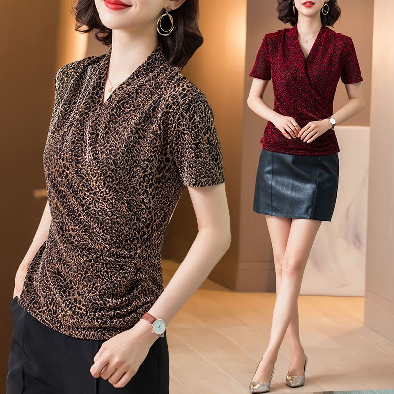 Stylike V-Neck Short-Sleeved Women'S T-Shirt 2024 Middle-Aged And Elderly Mother Slim-Fit Thin Base Shirt Top - Image 4