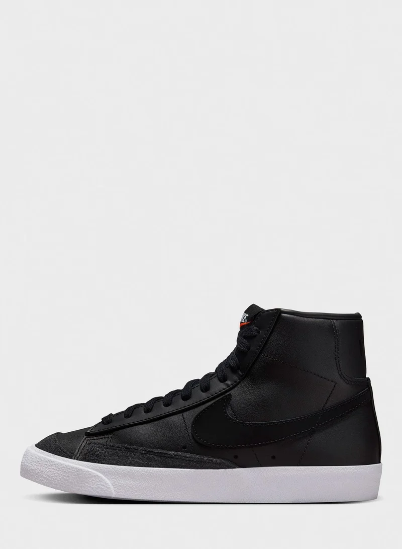 Nike Blazer Mid '77