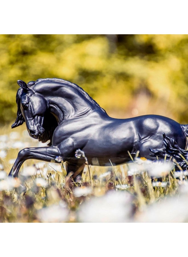 Breyer Breyer Horses Traditional Series Sjoerd | Horse Toy Model | 12.25" x 8" | 1:9 Scale | Model #1859 - Image 3