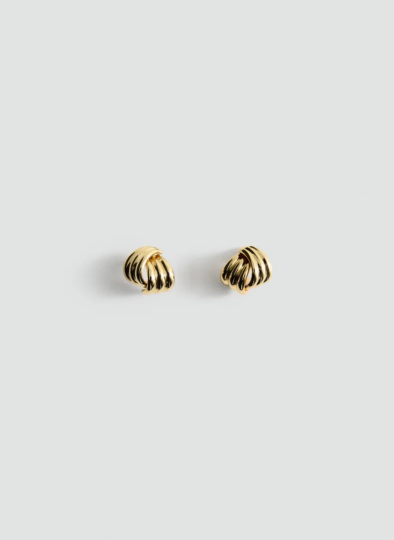 Intertwined knot earrings