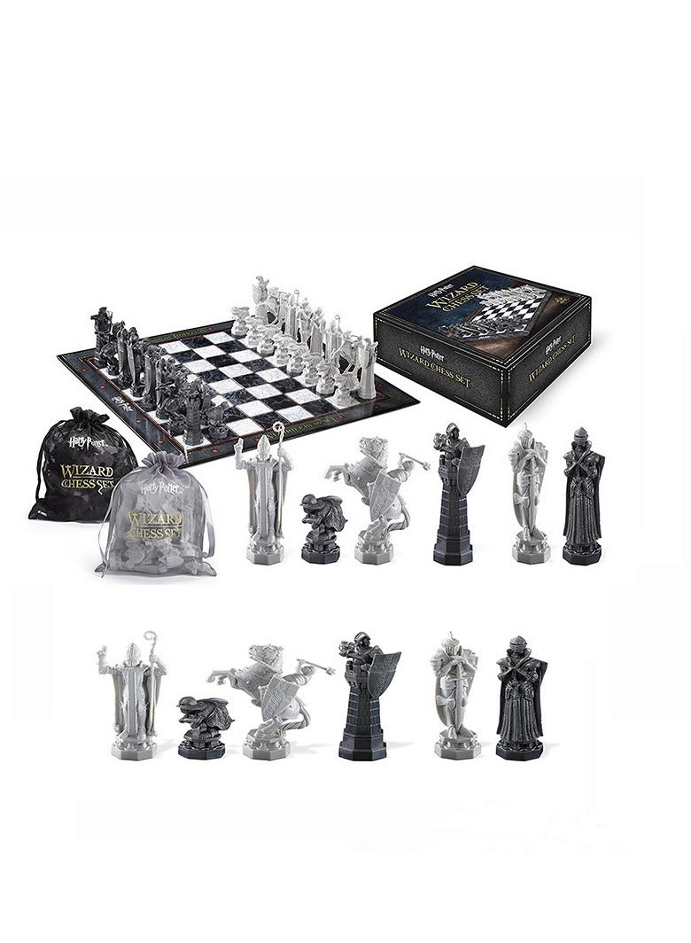 The Noble Collection  Wizard Chess Set - Image 1