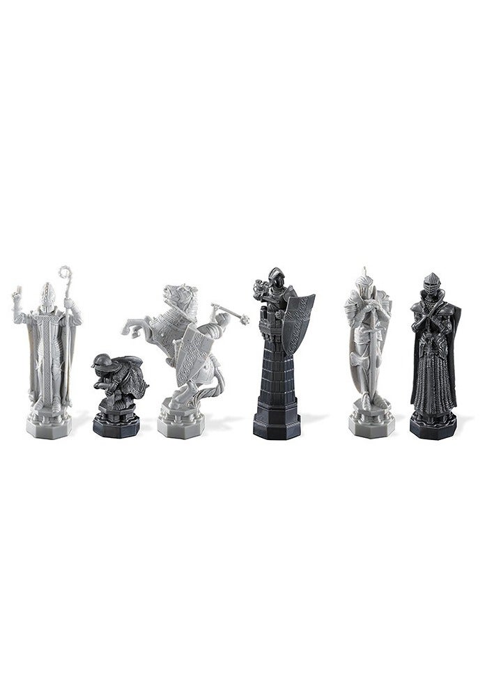 The Noble Collection  Wizard Chess Set - Image 2