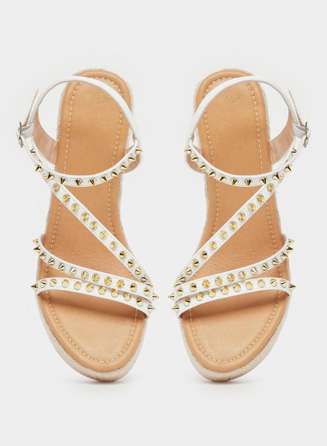 ستايلي صنادل إسفين بكعب مزين بالمسامير وأشرطة إسبادريل - Image 5