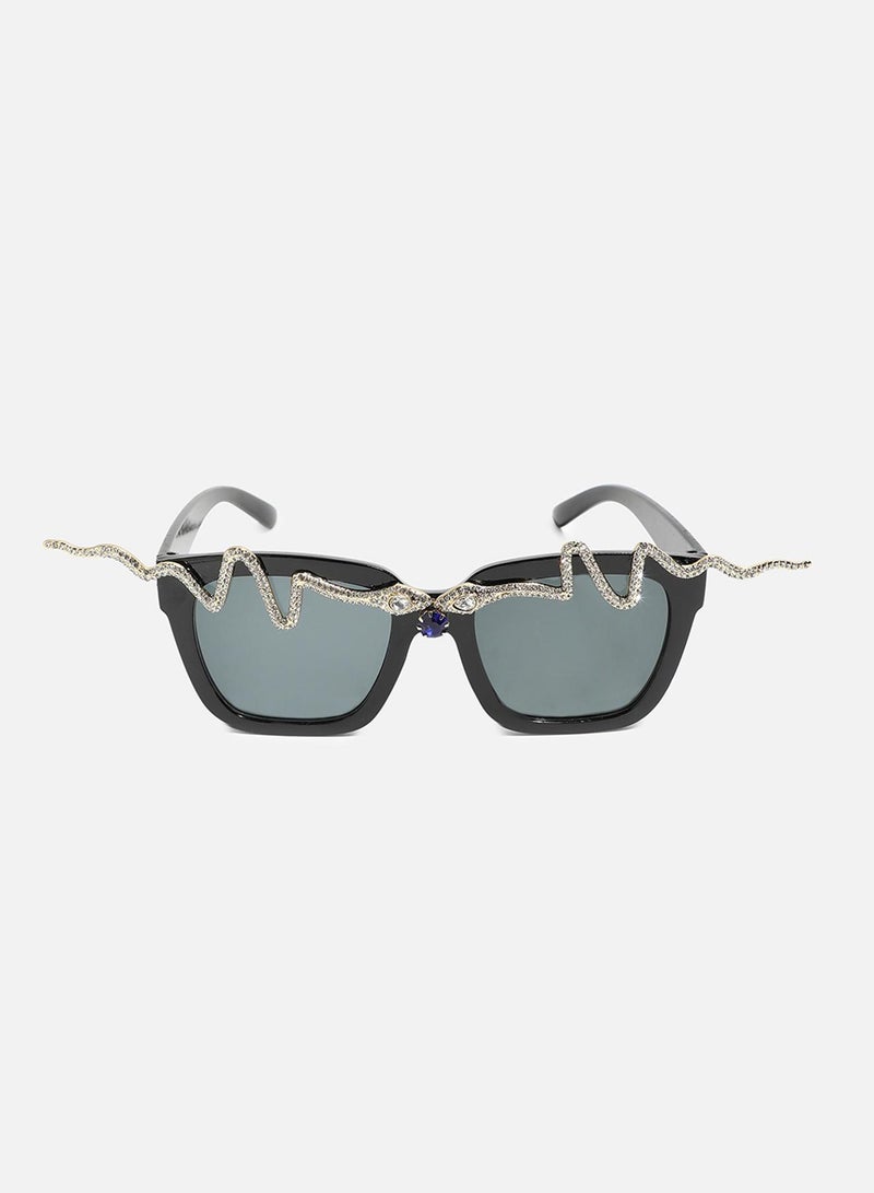 SOHI Bold and Beautiful: Sparkling Artificial Sunglass Jewellery - Image 2