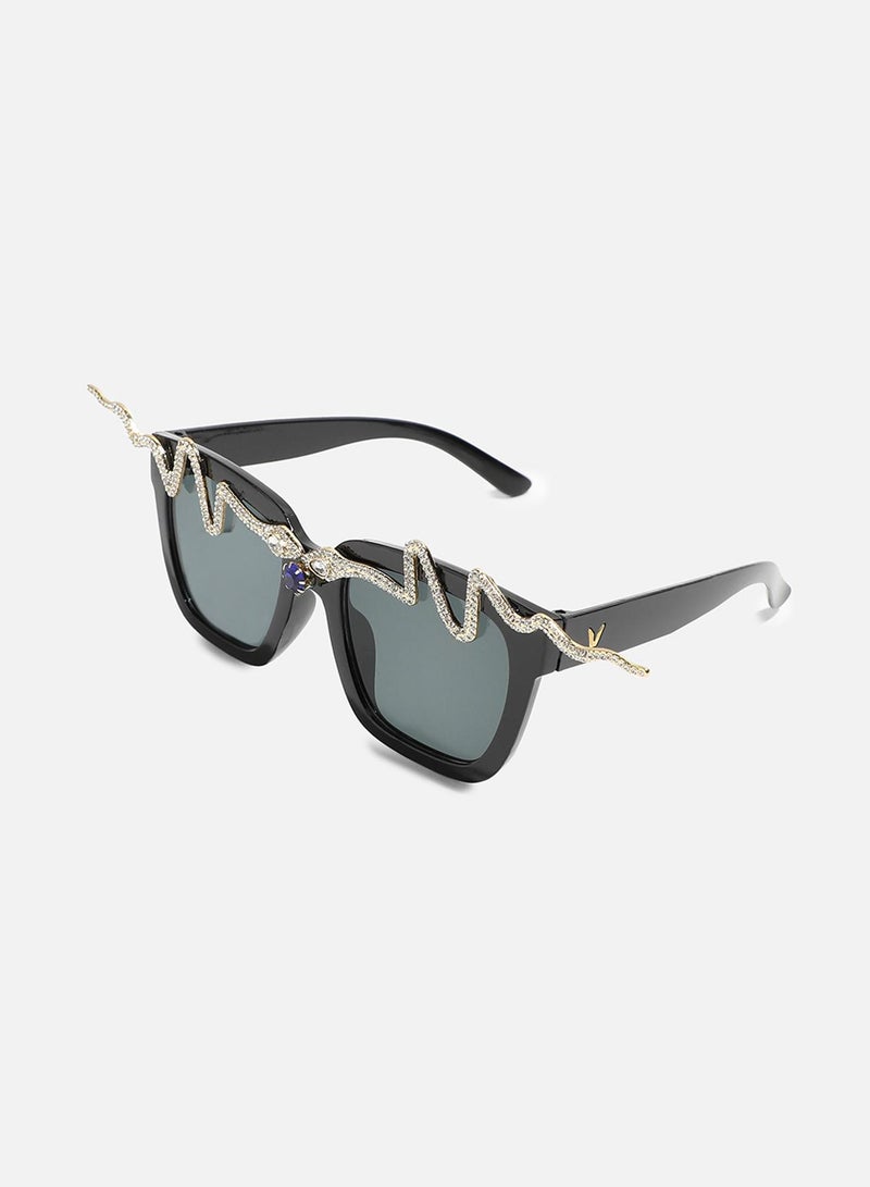 SOHI Bold and Beautiful: Sparkling Artificial Sunglass Jewellery - Image 3