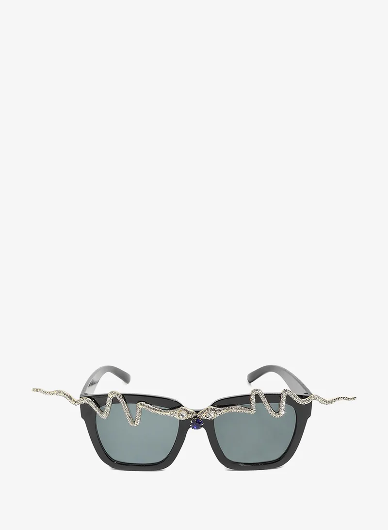 SOHI Bold and Beautiful: Sparkling Artificial Sunglass Jewellery