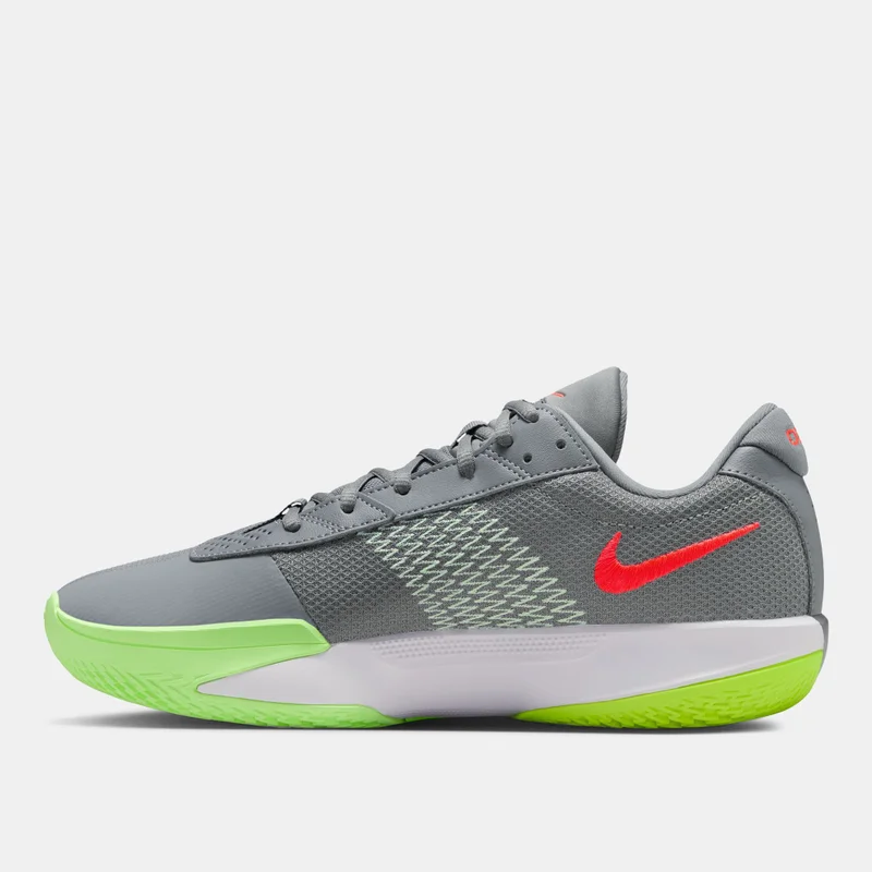 Nike Men's G.T. Cut Academy Basketball Shoes