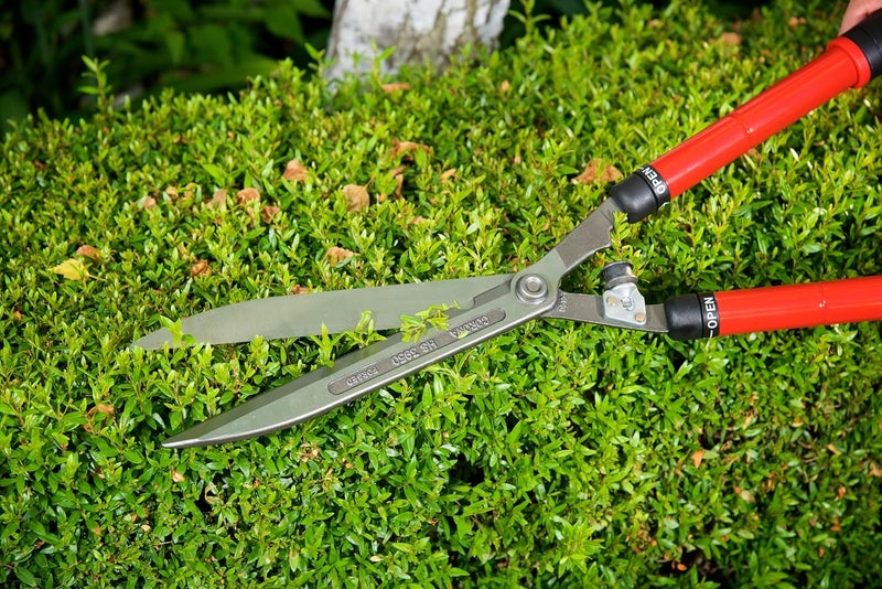 Corona HS 3950 Extendable Hedge Shear, 10-Inch Blade,Red - Image 5
