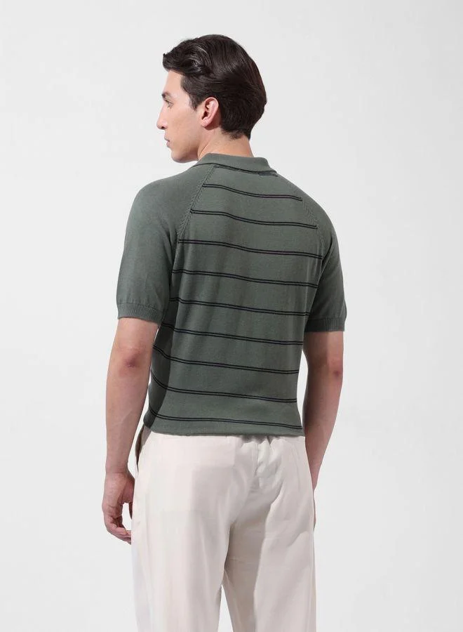 شركة المرآب الهندية Men Slim Fit Textured Polo Neck Half Sleeves T-Shirt