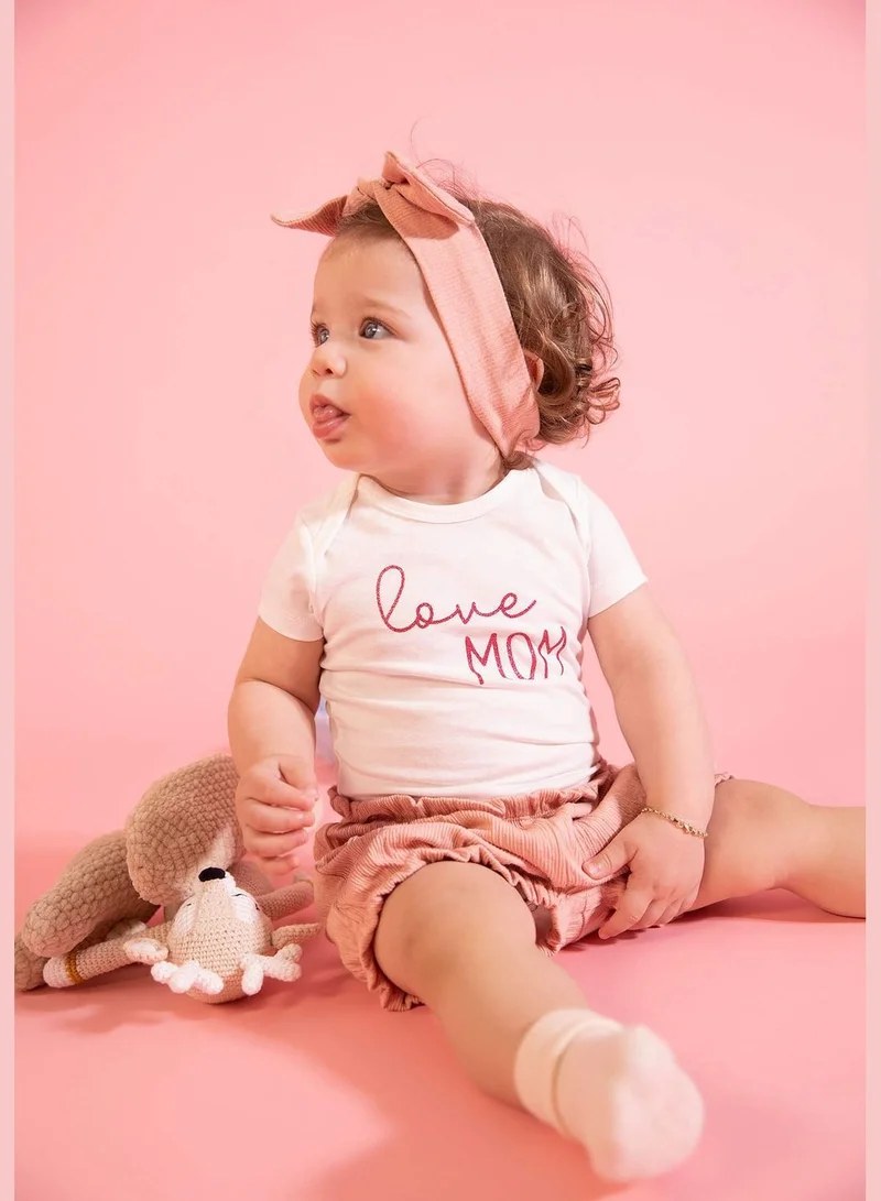 DeFacto Short Sleeve Slogan Love Mom Printed Bodysuit