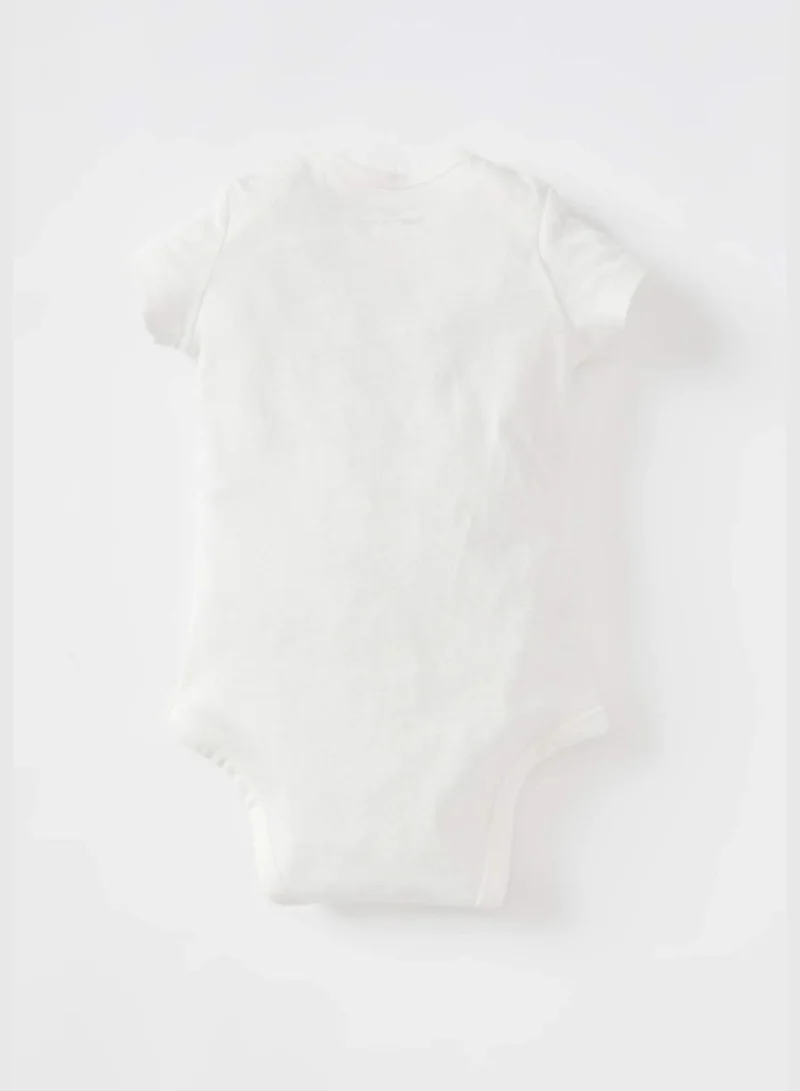 DeFacto Short Sleeve Slogan Love Mom Printed Bodysuit