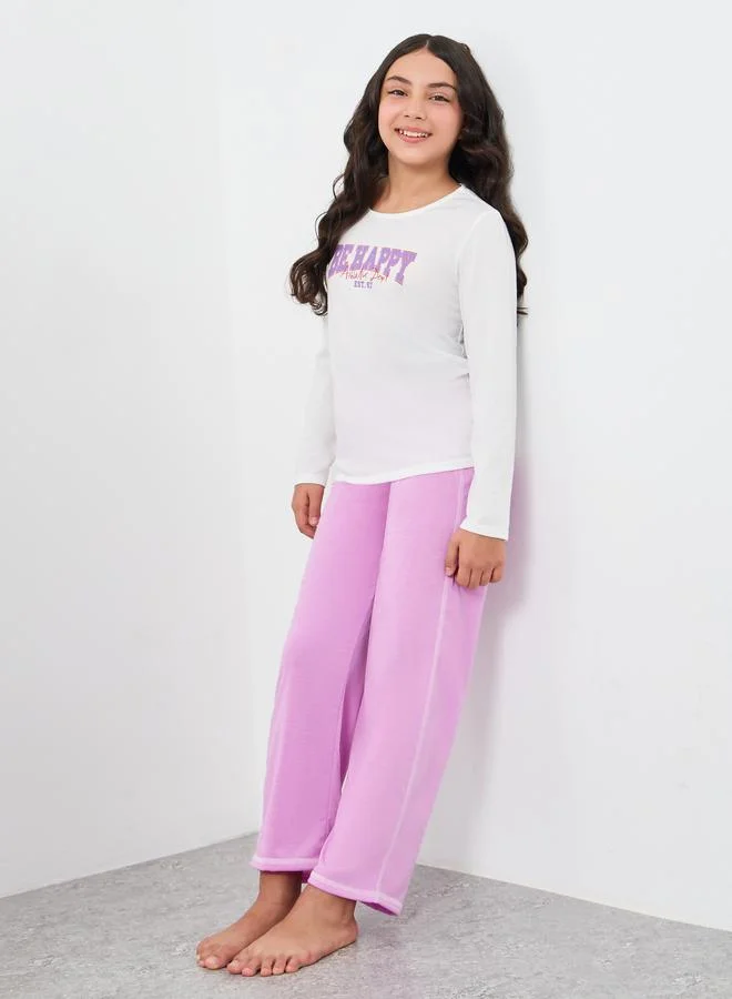 ستايلي Styli Slogan Print T-Shirt and Pyjama Set
