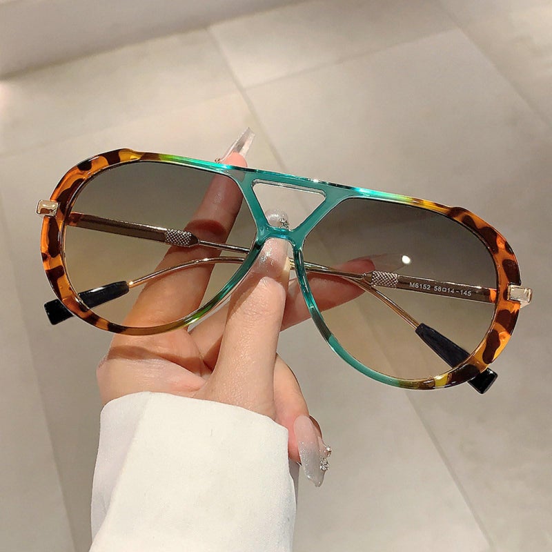 mincl Oversized Pilot Sunglasses for Women Men Trendy,Large Big Double beam Designer Fashion Vintage Shades Retro Sun Glasses (green) - Image 4