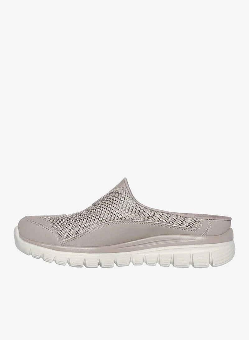 سكيتشرز حذاء جريسفول